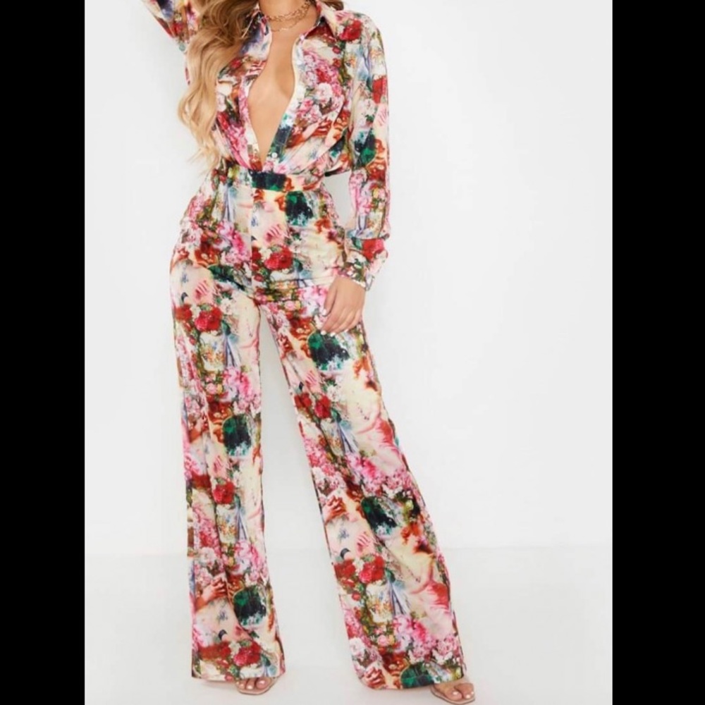 Pretty Little Thing. Floral wide leg pants set.